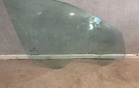 BMW 1 F40 Front door window glass four-door 7448060