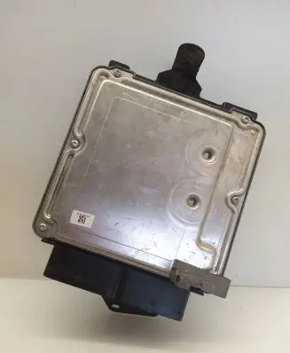 Volkswagen Touareg II Engine control unit/module 7P0907645A