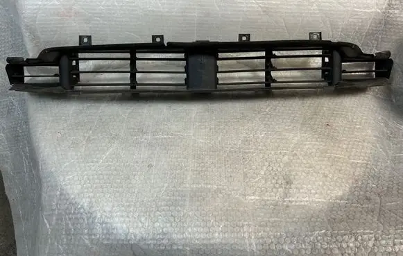 BMW 7 G11 G12 Intercooler air guide/duct channel 7357982 151113380