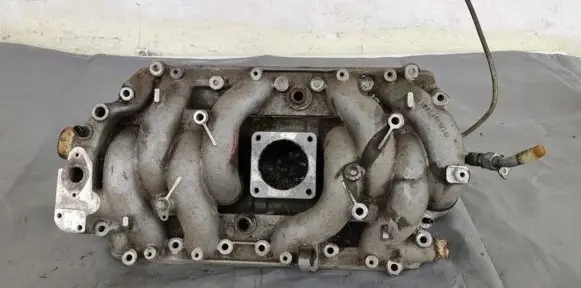 Mercedes-Benz SL R107 Intake manifold 1161412501