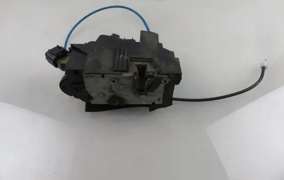 Front door lock