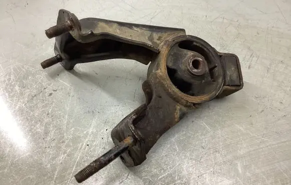 Toyota Corolla E120 E130 Gearbox mount