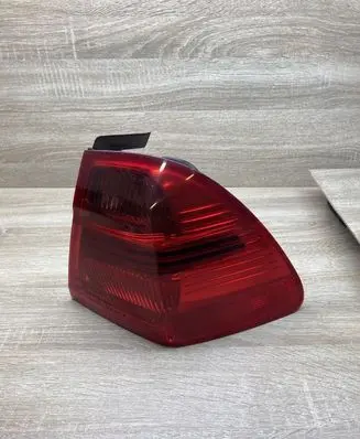 BMW 3 E90 E91 Rear/tail lights 7160062