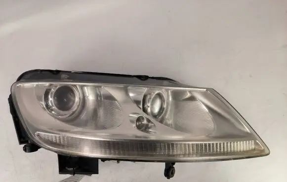 Volkswagen Phaeton Headlight/headlamp 89024668