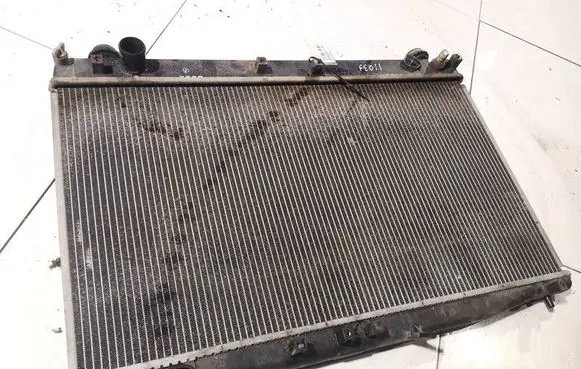 Toyota Avensis Verso Coolant radiator 