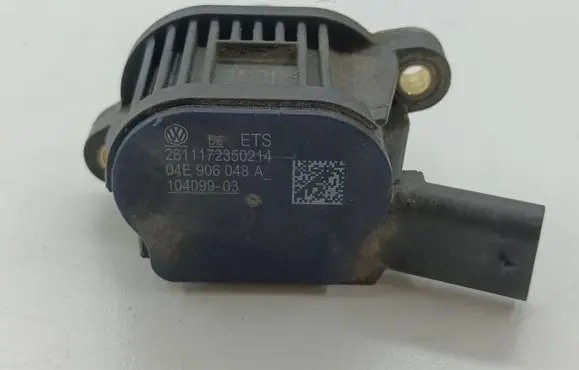 Seat Ateca Camshaft vanos timing valve 04E906048A