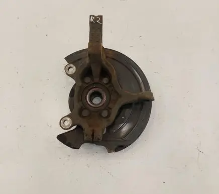 Nissan Leaf II (ZE1) Front wheel hub