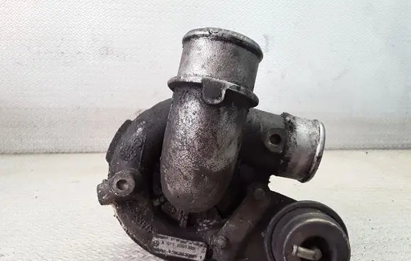 Mercedes-Benz Vito Viano W638 Turbo A6110961399