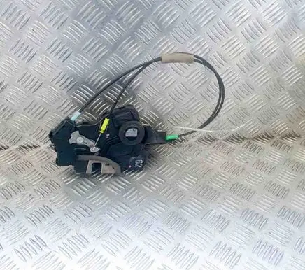Toyota Hilux (AN10, AN20, AN30) Front door lock