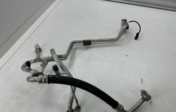 Tesla Model X Air conditioning (A/C) pipe/hose 104626500D 07182019