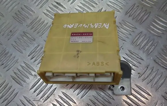Toyota Avensis Verso Adblue control unit 88650-44210