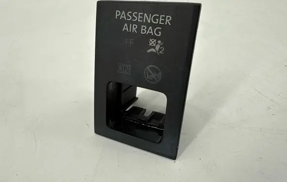 Volkswagen Golf VII Passenger airbag on/off switch 5G2919225A