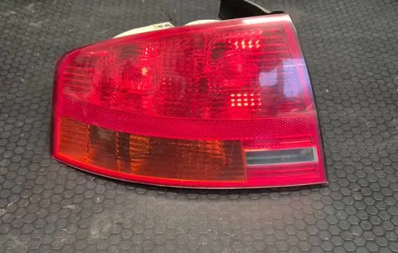 Audi A4 S4 B7 8E 8H Rear/tail lights L965069 965083