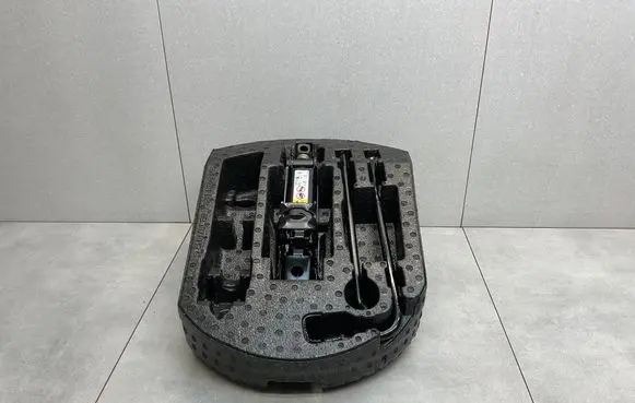 Jeep Grand Cherokee Lift Jack 68145663AB