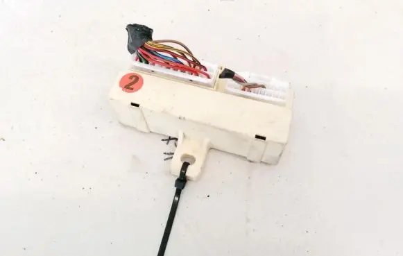 KIA Carens II Fuse box set 919402G020 91940-2G020