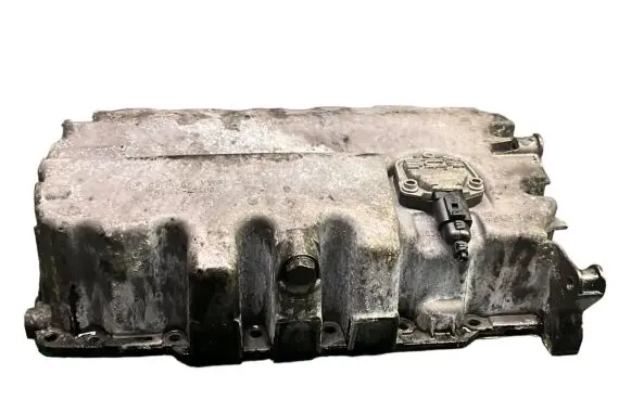 Volkswagen PASSAT B6 Oil sump 03G103603