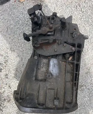 Mercedes-Benz Sprinter W901 W902 W903 W904 Manual 5 speed gearbox A9042610101
