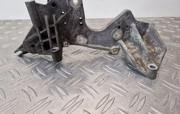 Audi A6 S6 C6 4F Fuel pump bracket 059130147N