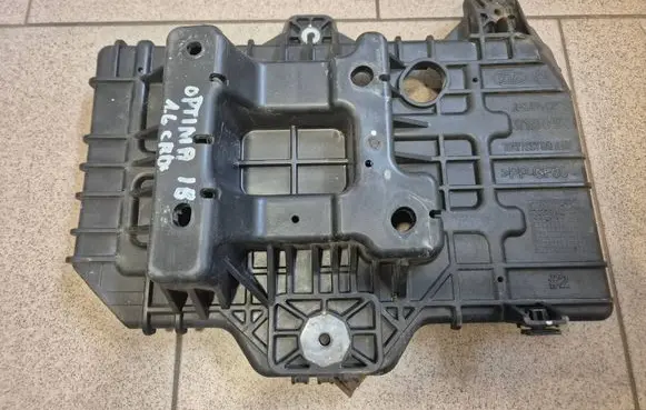 KIA Optima Battery box tray 37150D4000