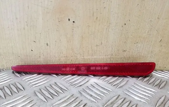 BMW X5 E53 Rear tail light reflector 6901571