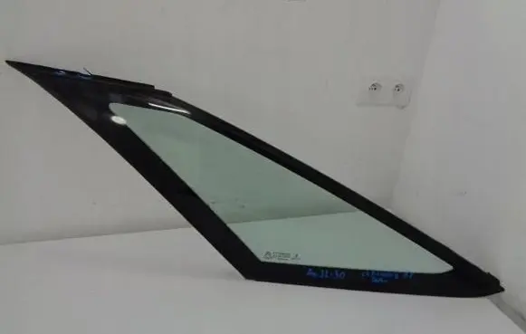 Citroen C4 Grand Picasso Front triangle window/glass 