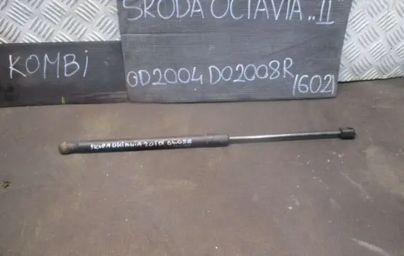 Skoda Octavia Mk2 (1Z) Tailgate/trunk/boot tension spring 