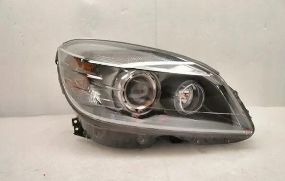 Mercedes-Benz C AMG W204 Headlight/headlamp