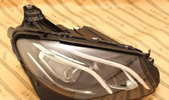 Mercedes-Benz E W213 Headlight/headlamp A2139067806KZ