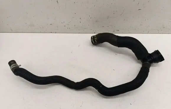 Jeep Cherokee Engine coolant pipe/hose 68228969AC