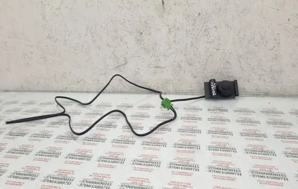 Volkswagen Touran II Bonnet alarm switch sensor 8G0959727D