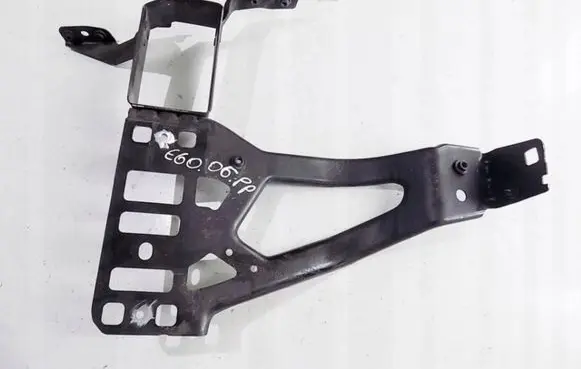 BMW 5 E60 E61 Radiator support slam panel bracket 
