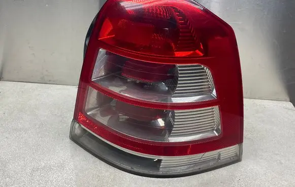 Opel Zafira B Rear/tail lights 13260854 428436430