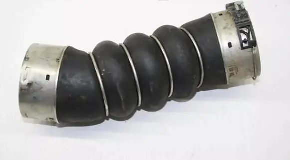 BMW 5 G30 G31 G38 Intercooler hose/pipe 8571024