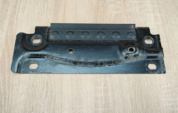 Audi A5 Muffler mount bracket/holder 8W0803183A