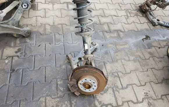 Skoda Octavia Mk3 (5E) Front wheel hub spindle knuckle