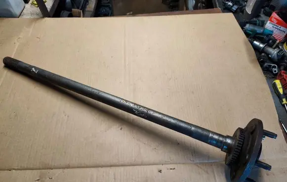 Jeep Grand Cherokee (WJ) Rear driveshaft