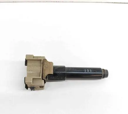 Toyota Land Cruiser (BJ70) Headlight washer spray nozzle 8520760100