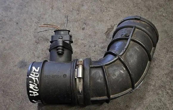 Opel Zafira A Mass air flow meter 0281002478 24437502