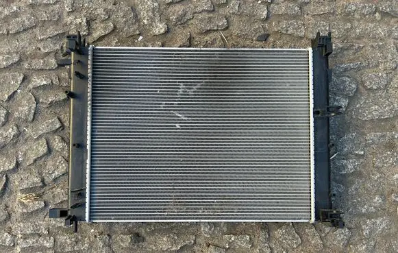 Renault Clio IV Coolant radiator 214108680A 21410B680A