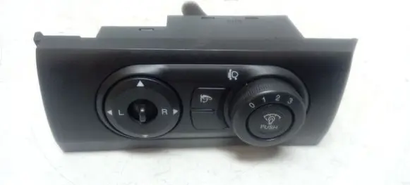 Chevrolet Captiva Wing mirror switch UB7D19
