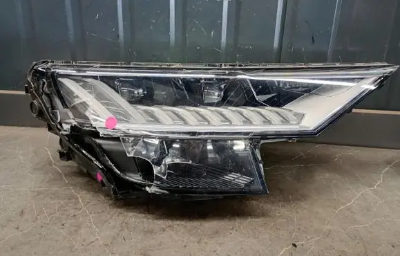 Audi Q8 LED Daytime headlight 4M8941036