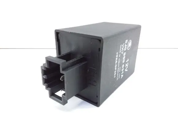 Skoda Praktik (5J8) Other relay 5J0959631A VK7HW002