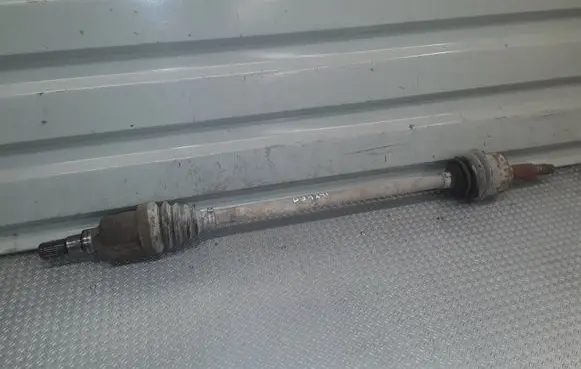 Chrysler Pacifica Rear driveshaft 