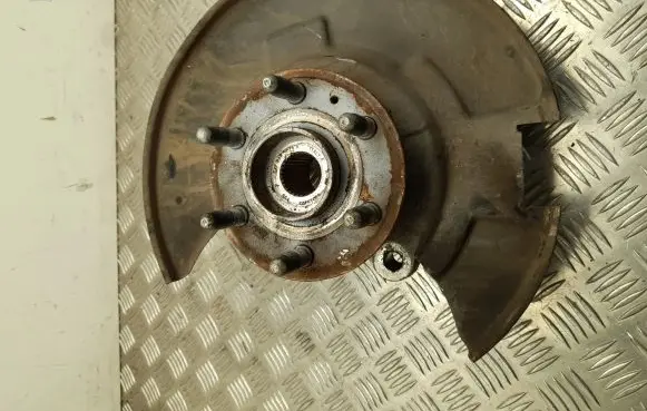 Cadillac SRX Front wheel hub 099