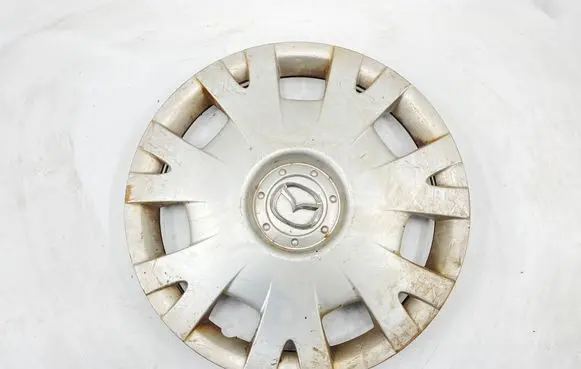 Mazda 3 I R15 wheel hub/cap/trim BP4K37170
