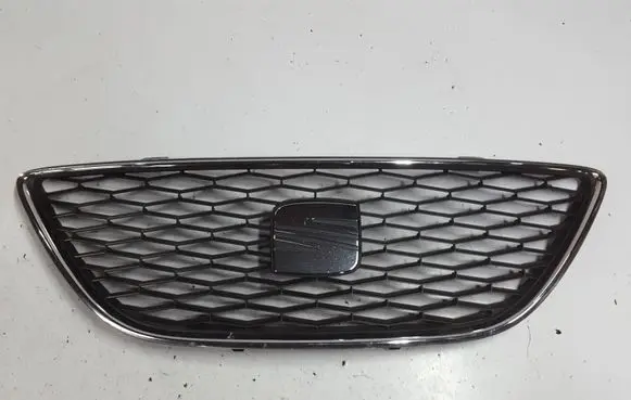 Seat Exeo (3R) Front grill 3R0853654AXAUTOPX 3R0853654A