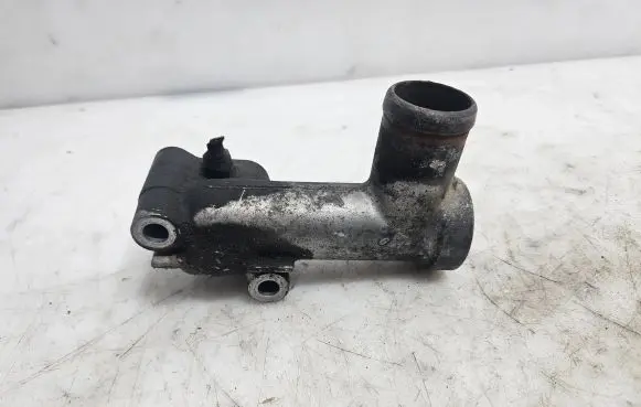 Mitsubishi Pajero Thermostat 