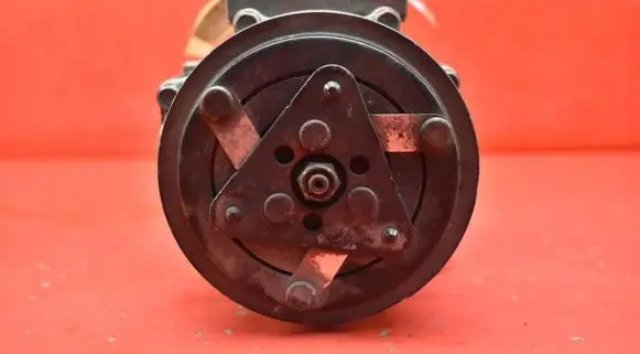 Volvo V50 Air conditioning (A/C) compressor (pump) 3M5H-19D629-HC