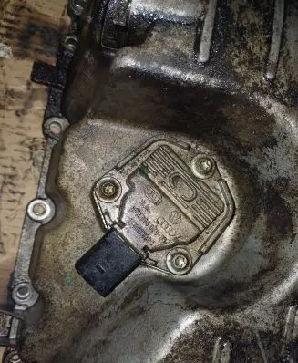 Volkswagen Transporter - Caravelle T5 Oil sump 070103603