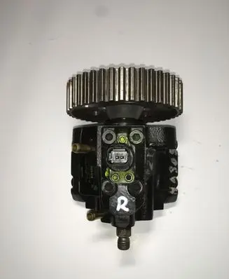Suzuki Grand Vitara I Fuel injection high pressure pump 0445010010 0928400360